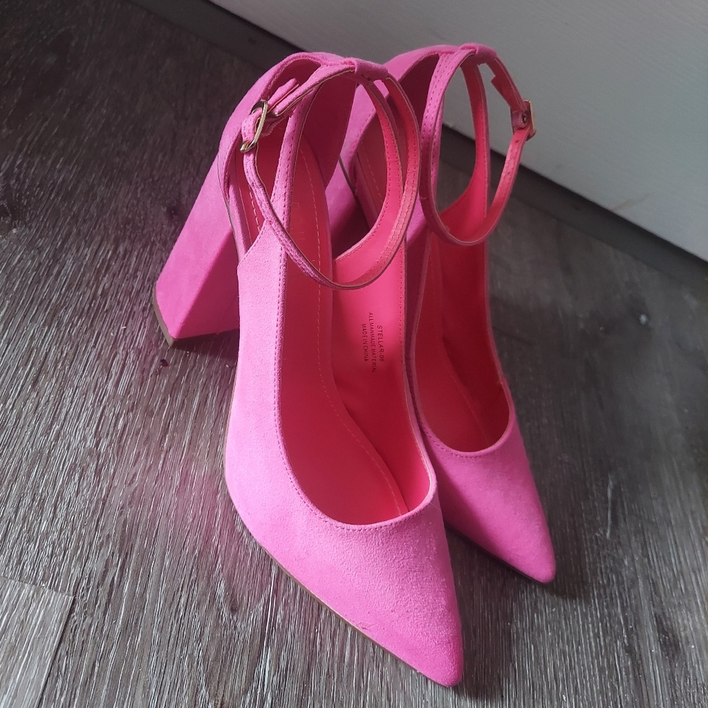 Pink heels (Rouge, Helium) size 9
